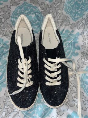 Gap sneakers